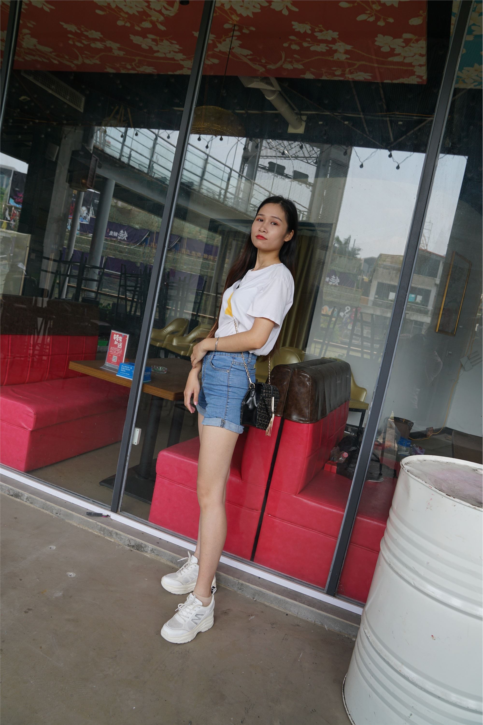 MussGirl慕丝女郎  NO.084 绿地售楼小姐的美足你们见过吗 潘潘